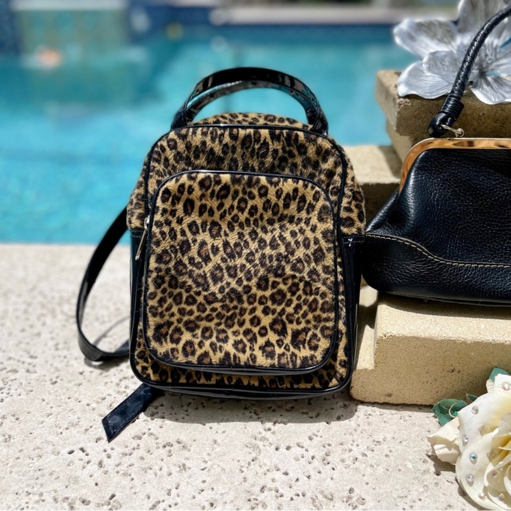 Small leopard backpack